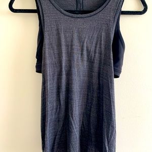 Lululemon tank with bra
